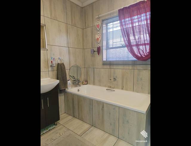 3 BEDROOM HOUSE FOR SALE IN SASOLBURG EXT 23